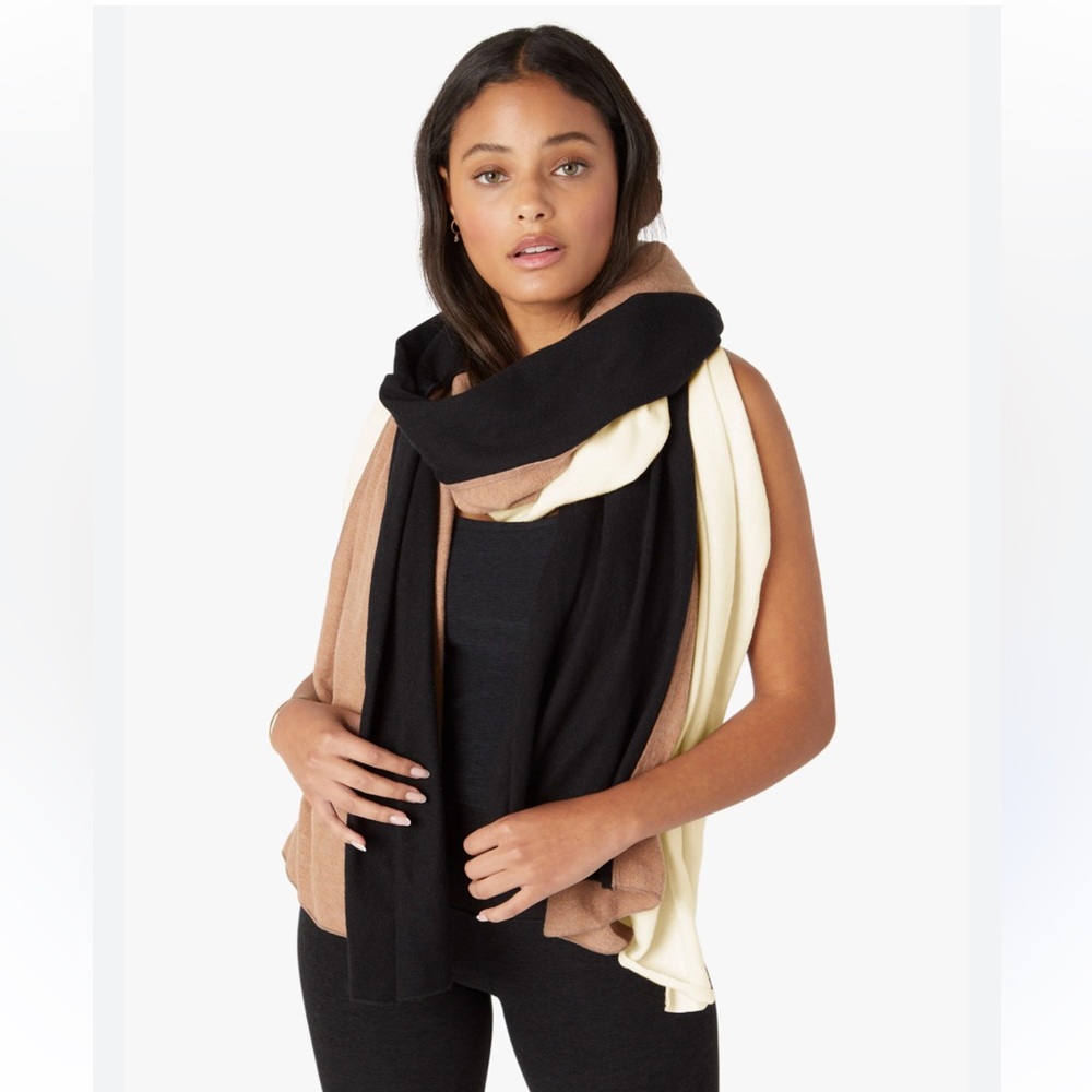 DONNI Women’s Thermal Trio Scarf - Crème/Black/Sand